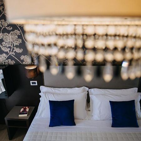 Hotel Lalla Beauty & Relax تْشيزيناتيكو المظهر الخارجي الصورة