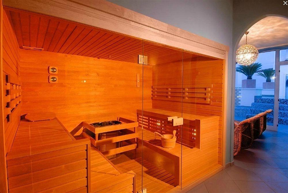 Hotel Lalla Beauty & Relax تْشيزيناتيكو المظهر الخارجي الصورة