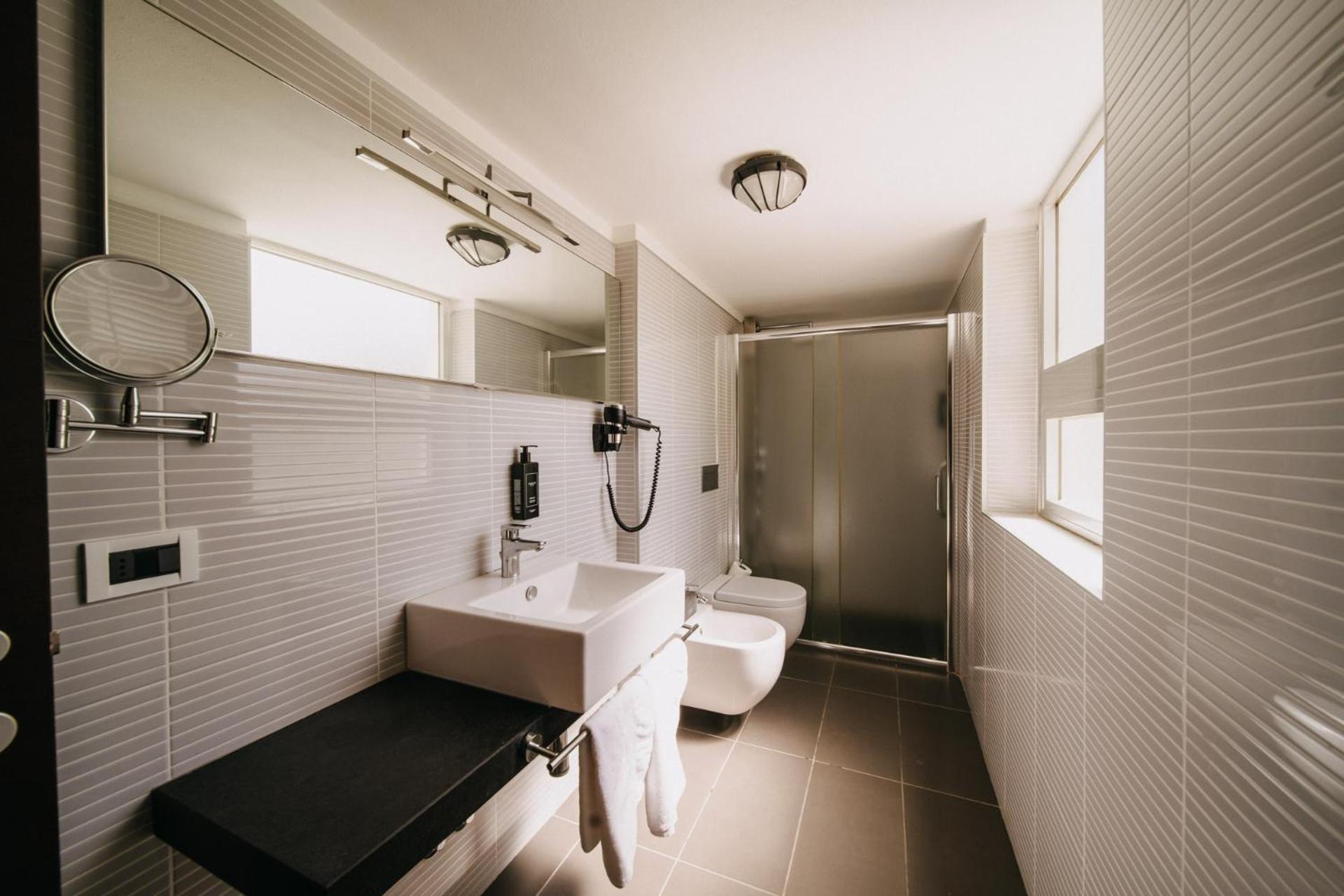 Hotel Lalla Beauty & Relax تْشيزيناتيكو المظهر الخارجي الصورة